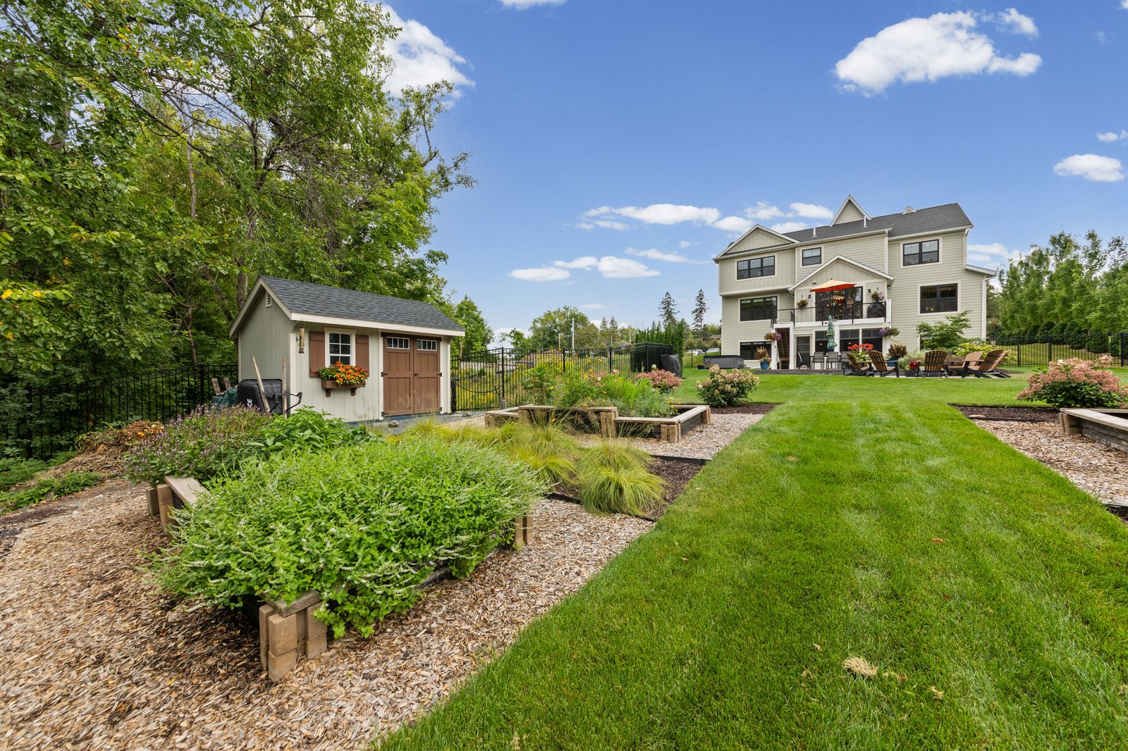 Photo of 1070 Old Long Lake Road, Long Lake, MN 55356