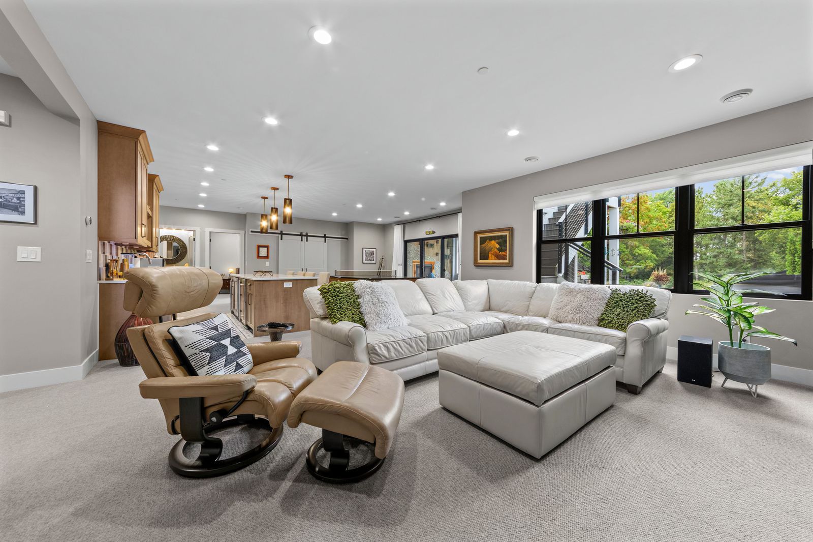 Photo of 1070 Old Long Lake Road, Long Lake, MN 55356