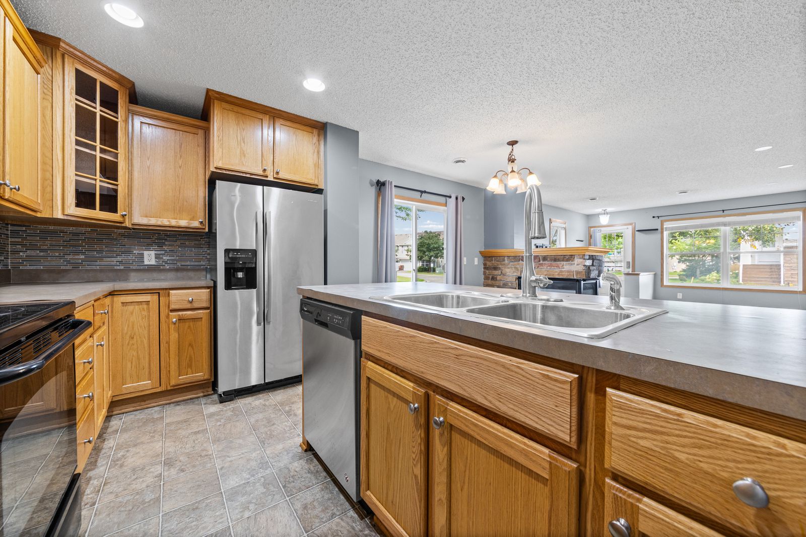 Photo of 10856 Kingsfield Lane, Woodbury, MN 55129