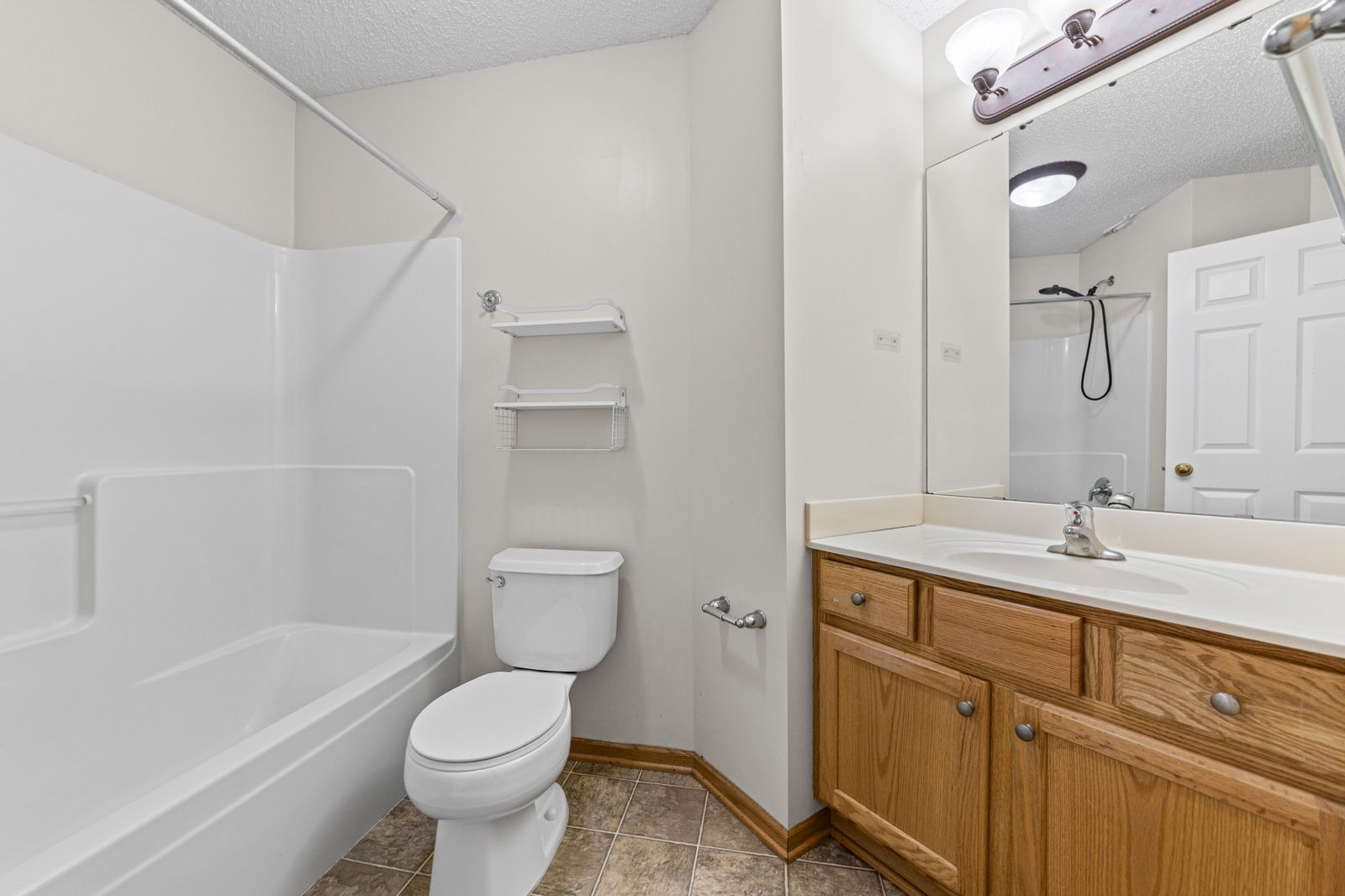 Photo of 10856 Kingsfield Lane, Woodbury, MN 55129