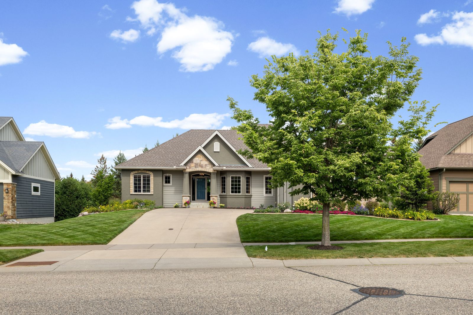 Photo of 11030 Sweetwater Path, Woodbury, MN 55129