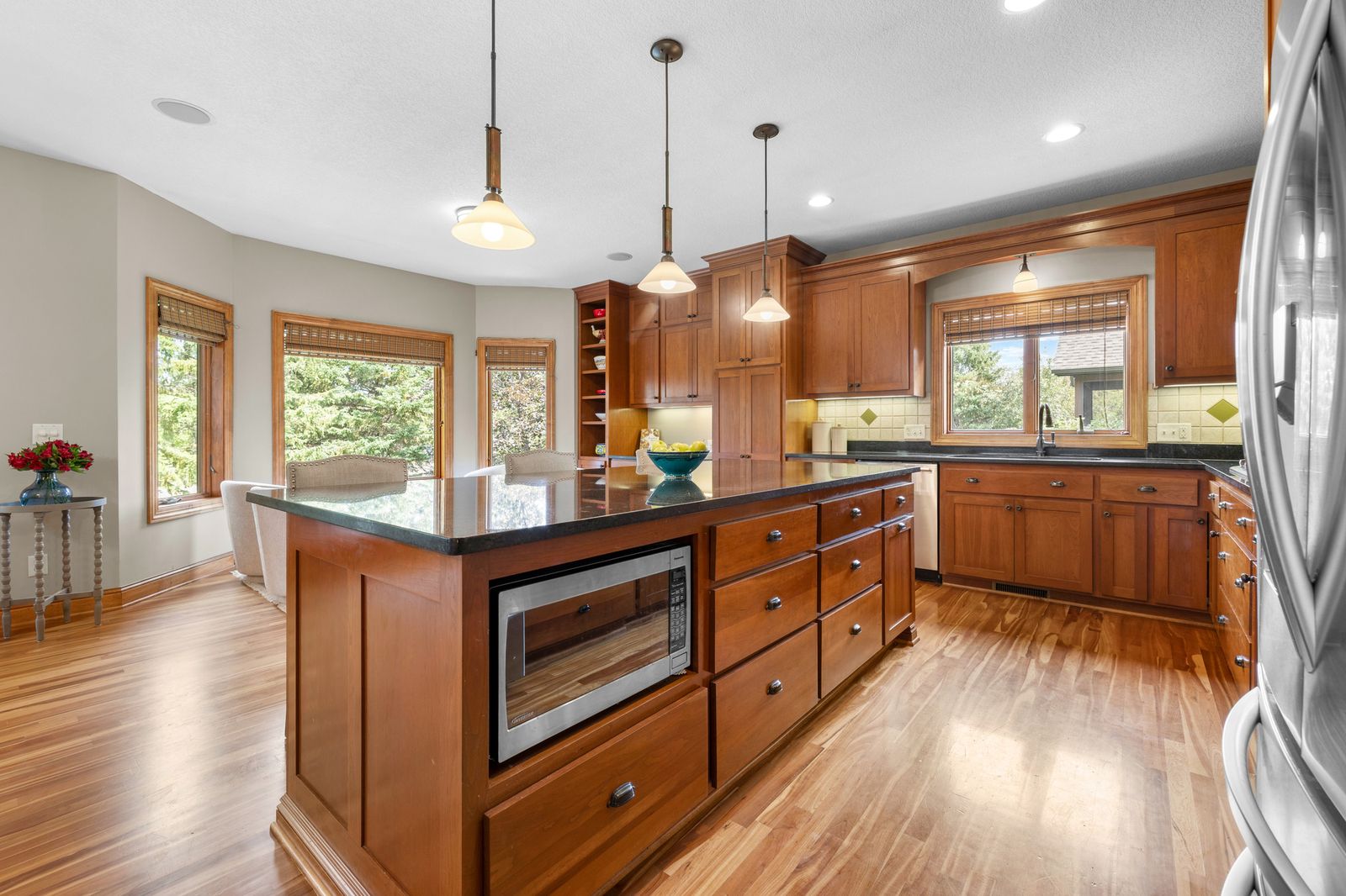 Photo of 11030 Sweetwater Path, Woodbury, MN 55129