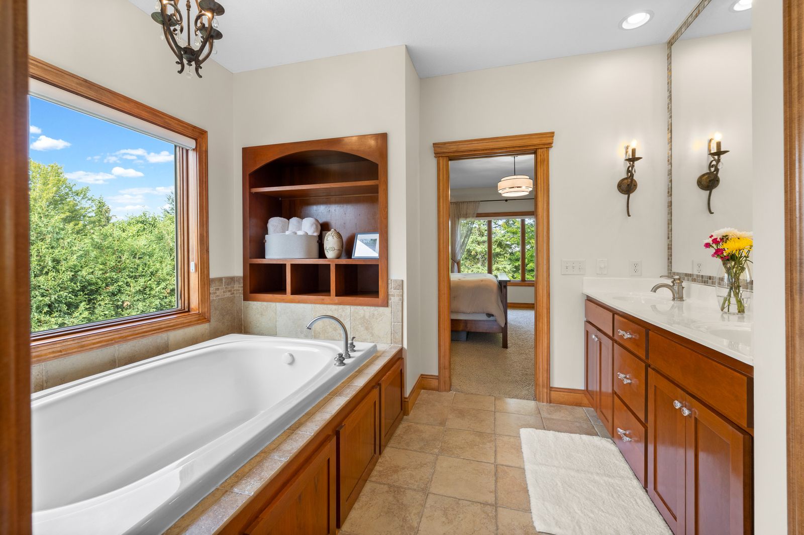 Photo of 11030 Sweetwater Path, Woodbury, MN 55129