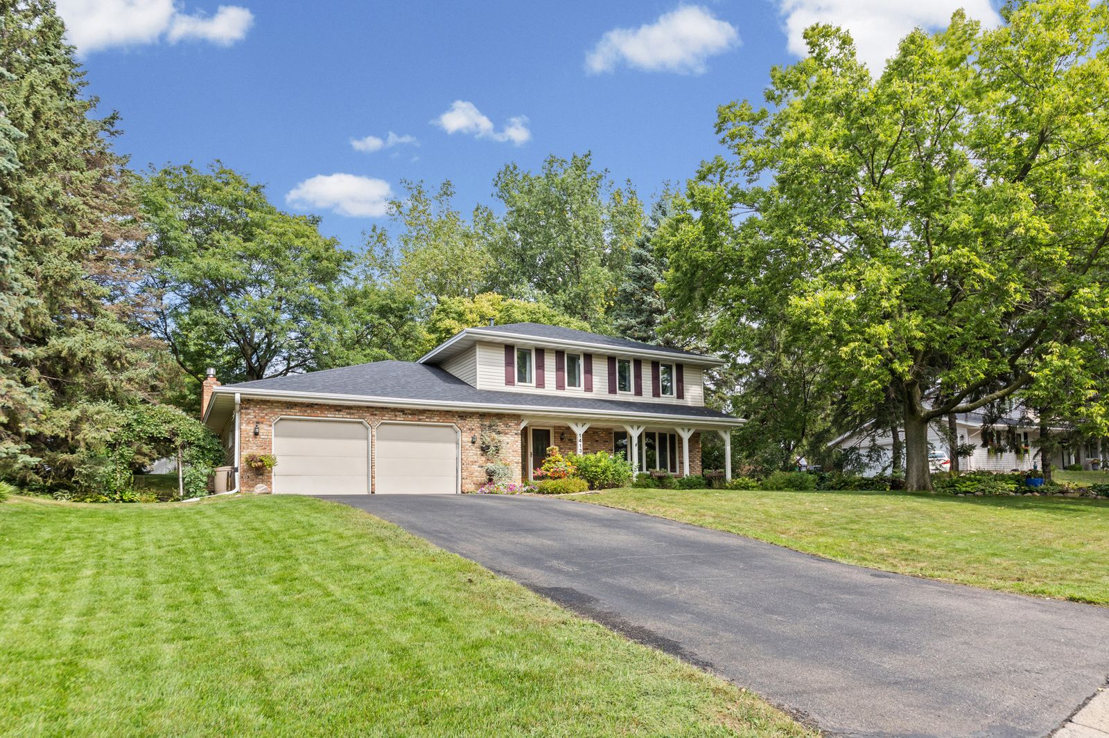 Photo of 14136 Frontier Lane, Burnsville, MN 55337