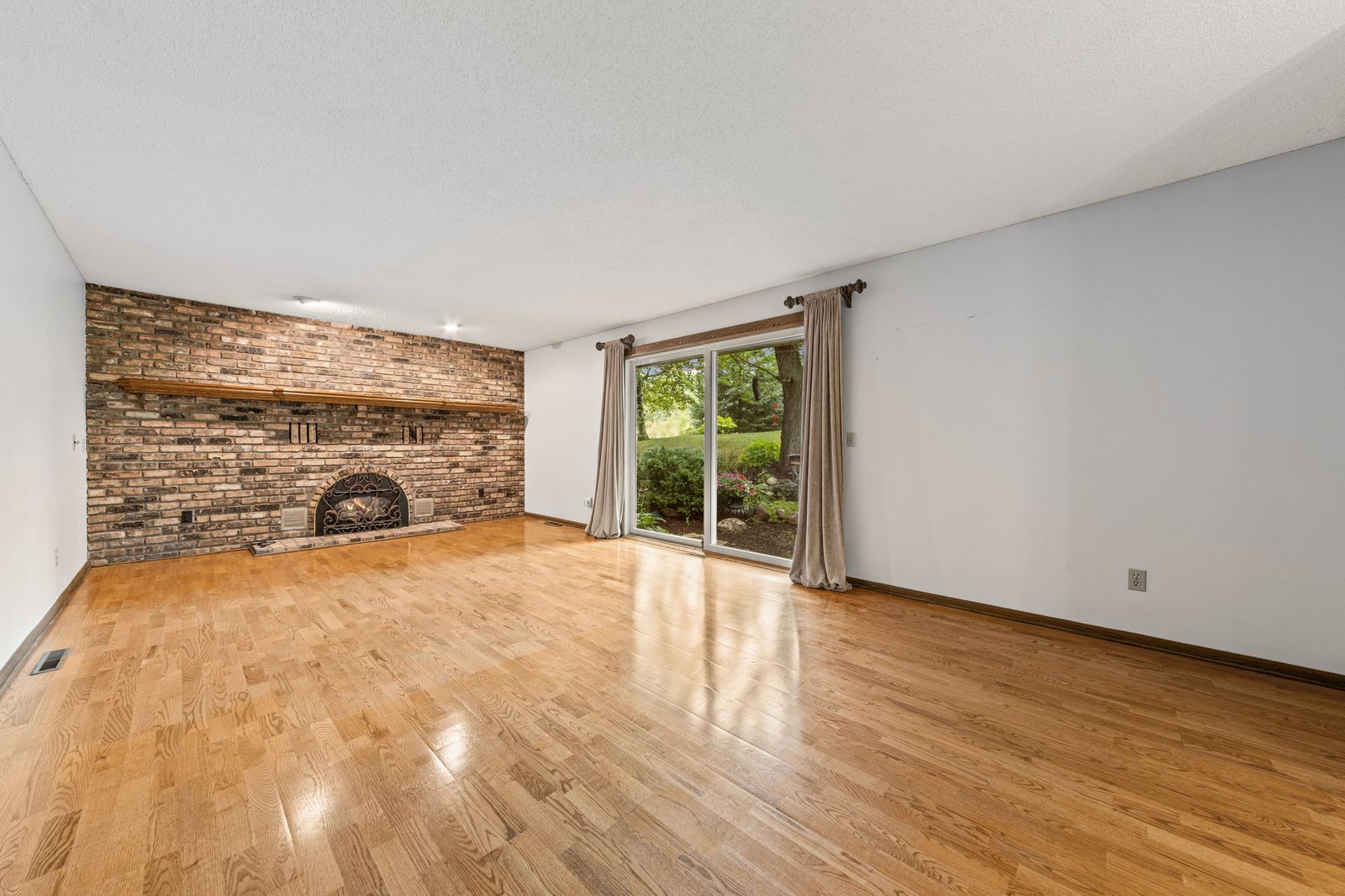 Photo of 14136 Frontier Lane, Burnsville, MN 55337