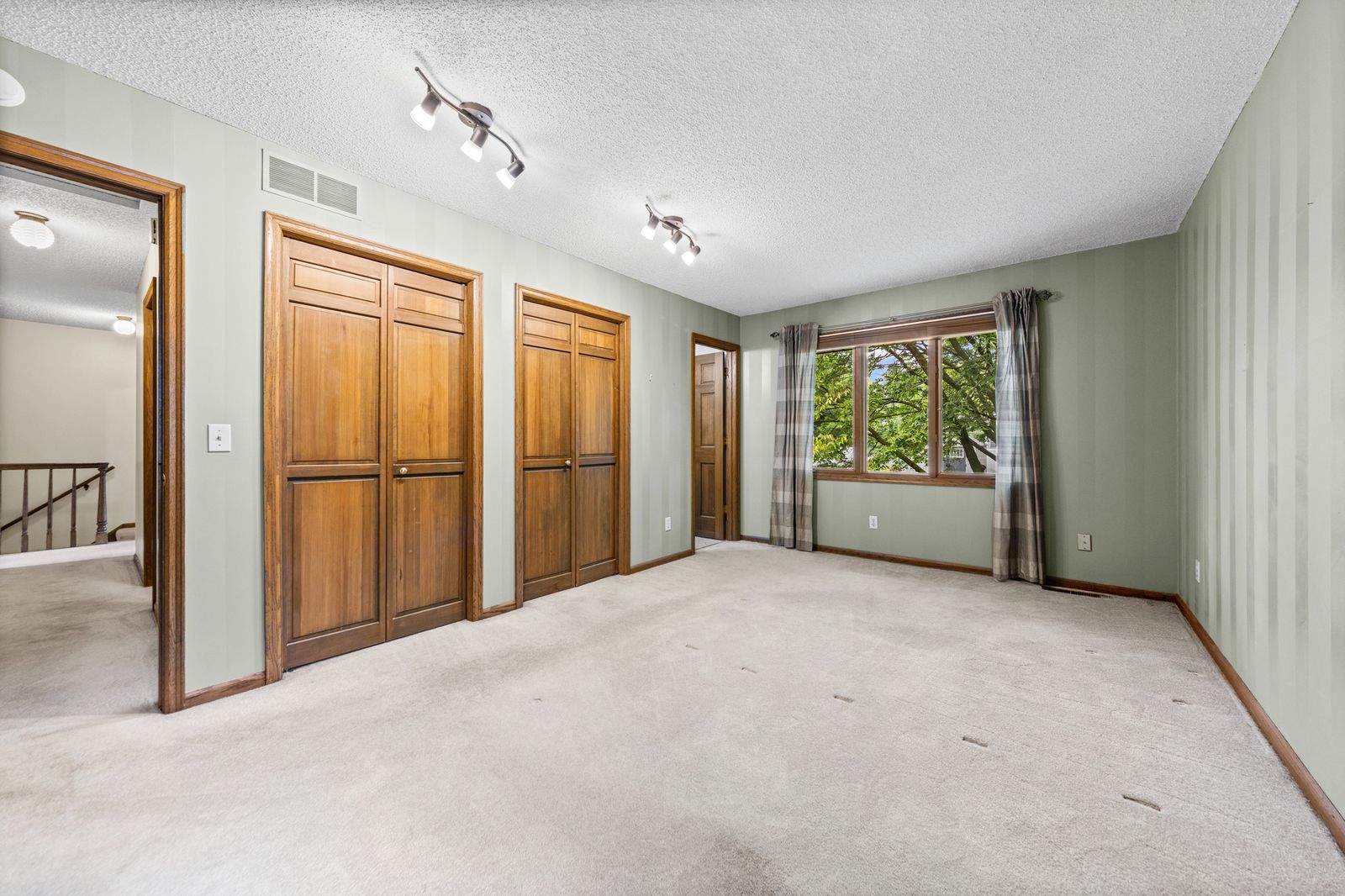 Photo of 14136 Frontier Lane, Burnsville, MN 55337