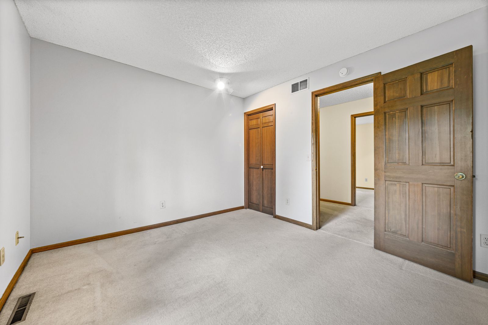 Photo of 14136 Frontier Lane, Burnsville, MN 55337