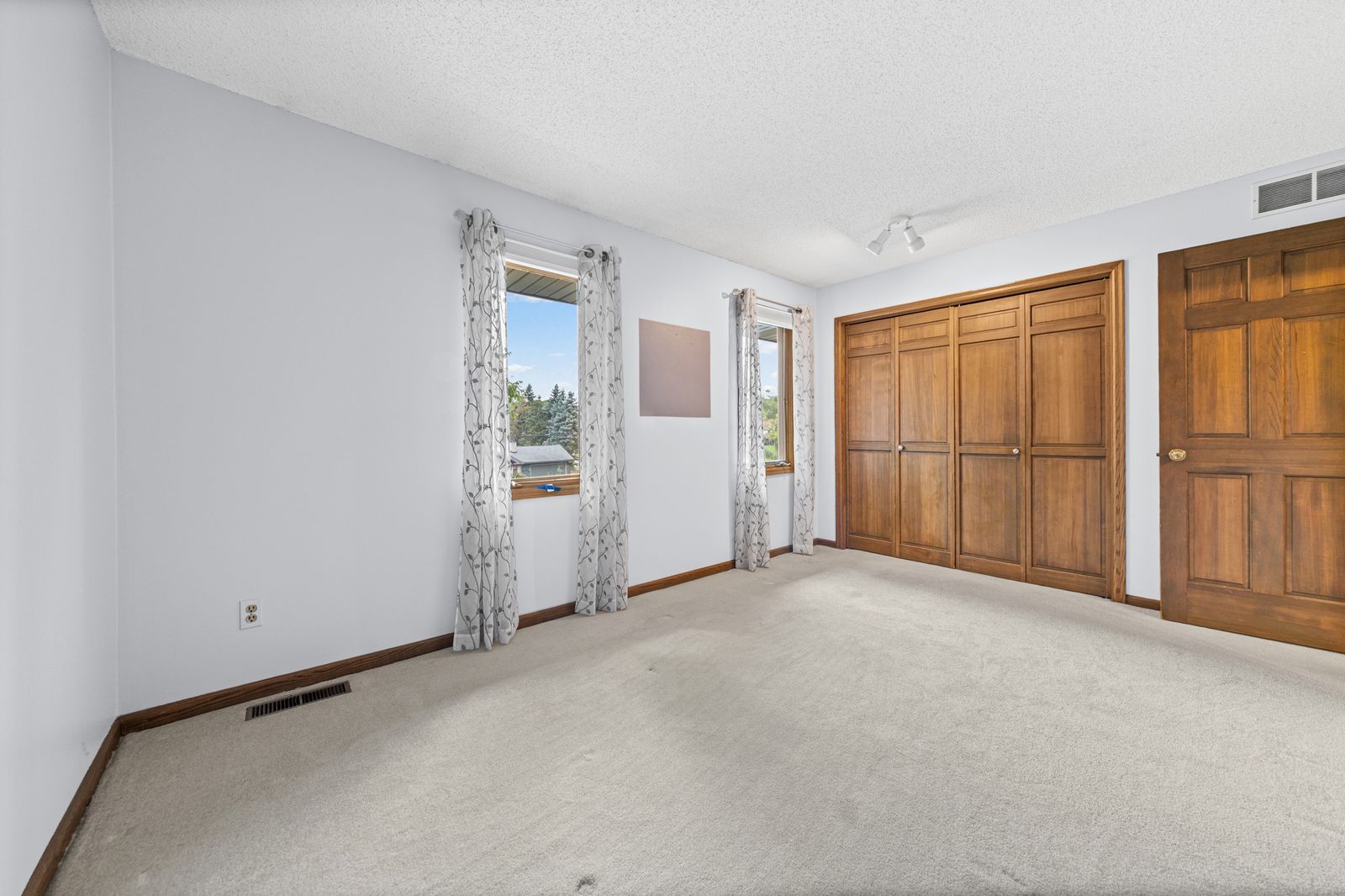 Photo of 14136 Frontier Lane, Burnsville, MN 55337