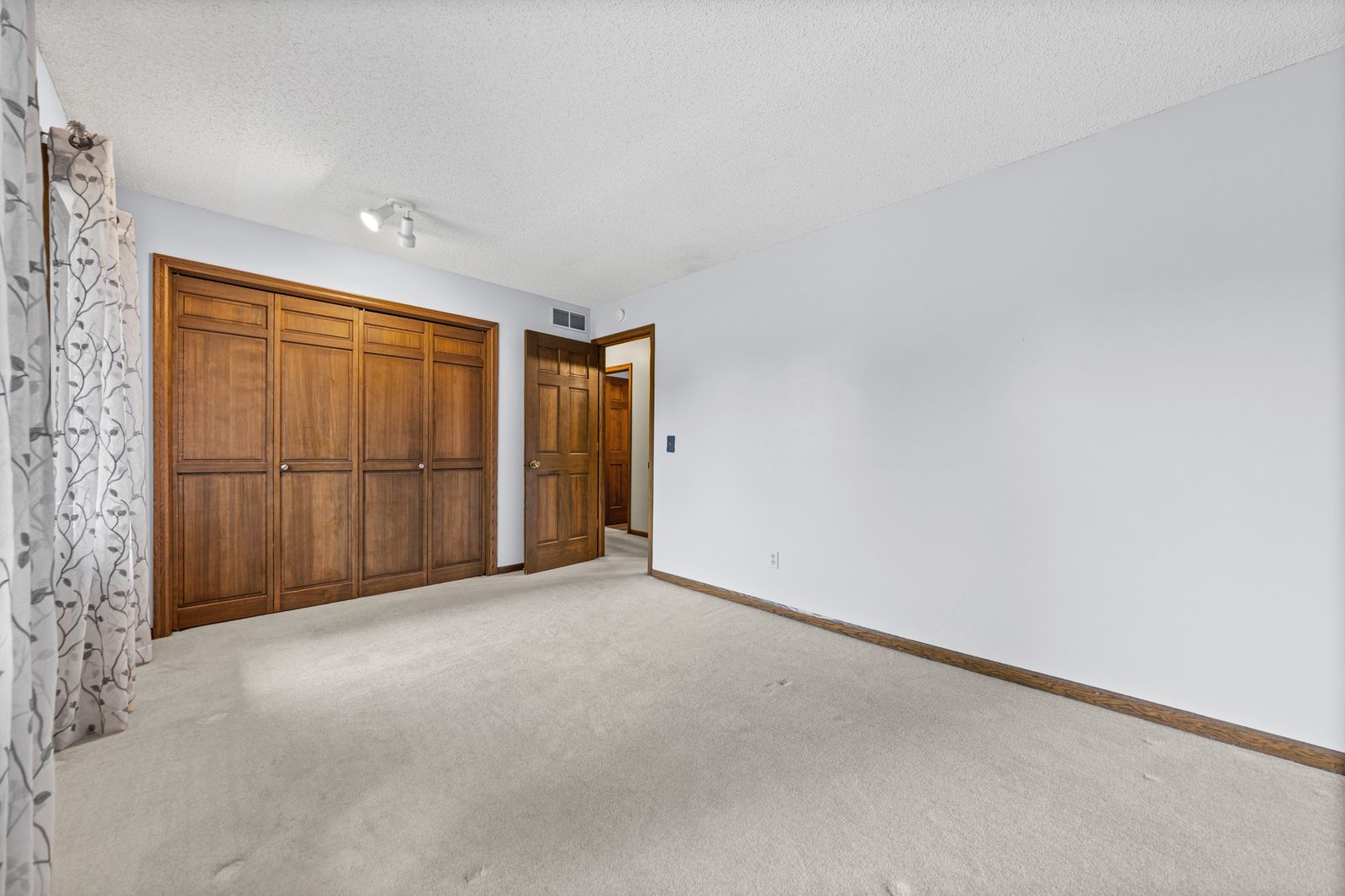 Photo of 14136 Frontier Lane, Burnsville, MN 55337