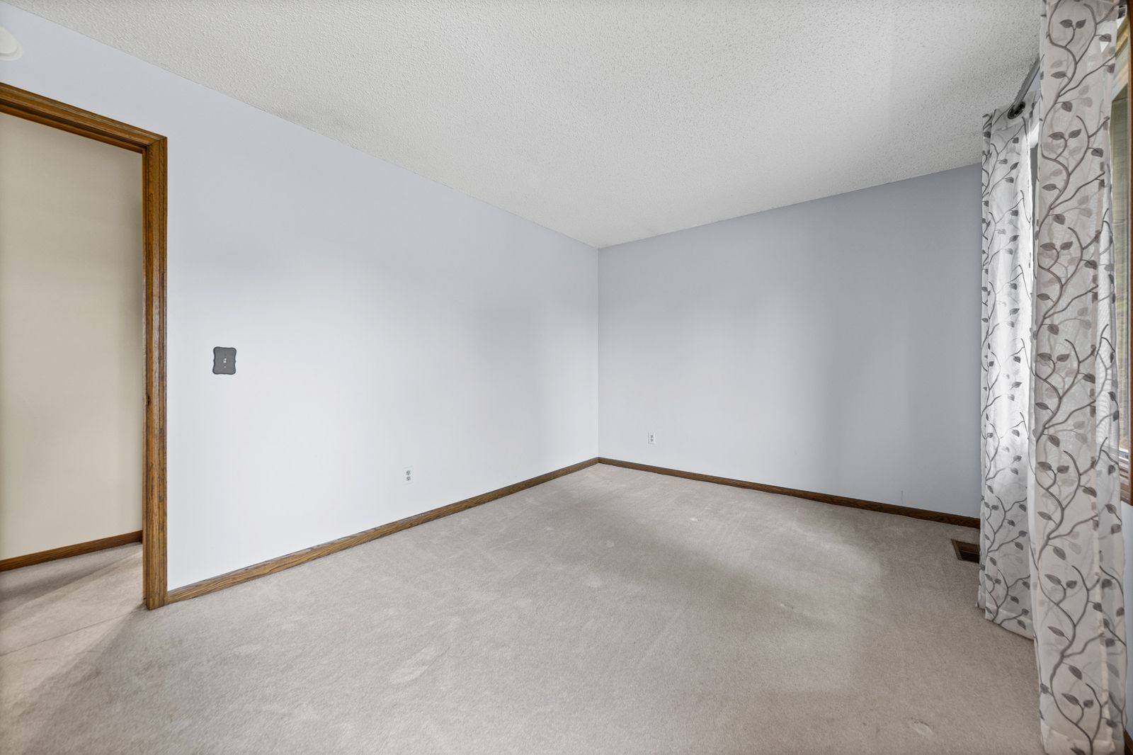 Photo of 14136 Frontier Lane, Burnsville, MN 55337