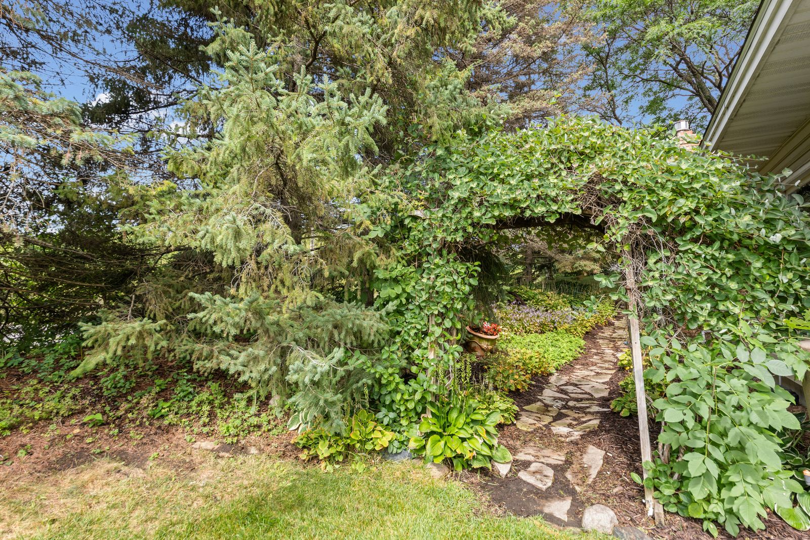 Photo of 14136 Frontier Lane, Burnsville, MN 55337
