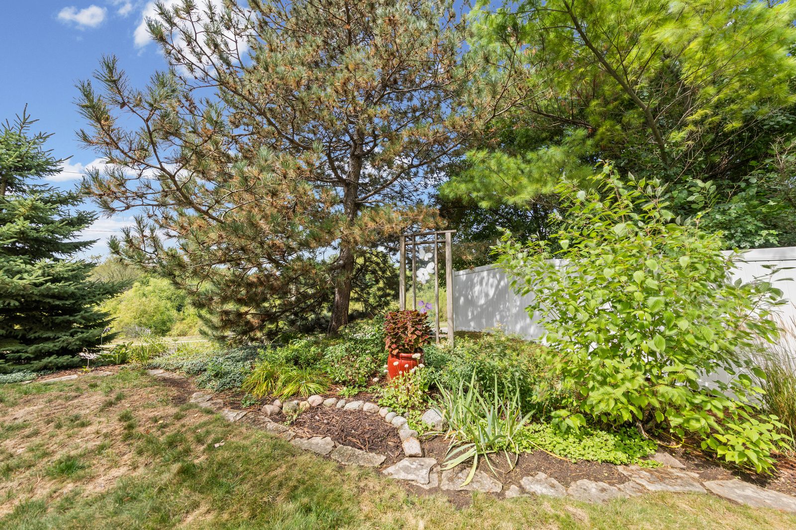 Photo of 14136 Frontier Lane, Burnsville, MN 55337