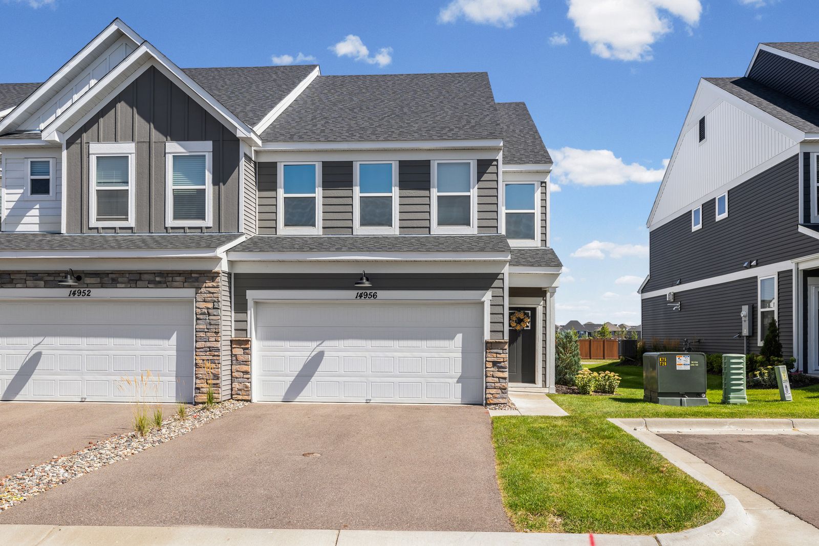 Photo of 14956 Athlone Place, Rosemount, MN 55068