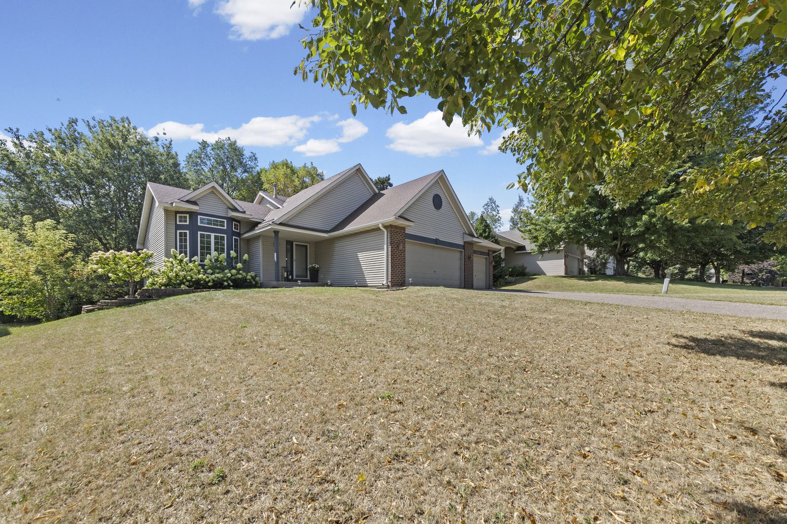 Photo of 2244 Emerald Lane, Saint Paul, MN 55119