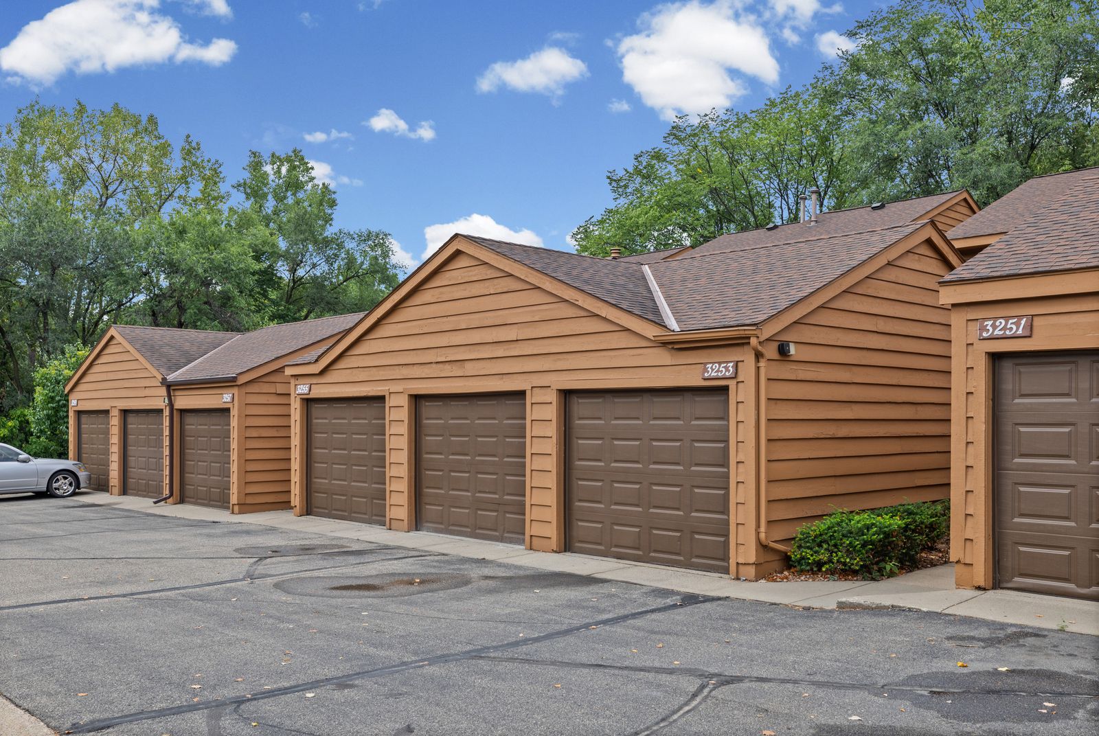 Photo of 3253 Evergreen Drive, Eagan, MN 55121