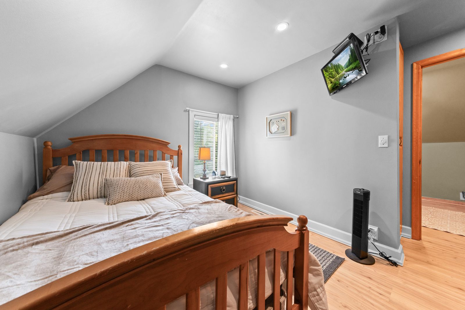 Photo of 4226 Pillsbury Avenue S, Minneapolis, MN 55409
