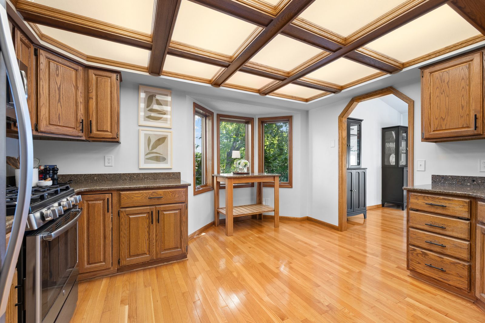 Photo of 4980 Oakview Lane North, Plymouth, MN 55442