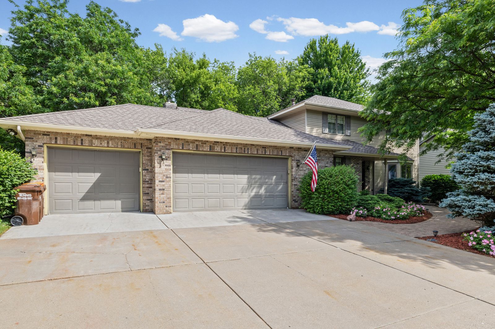 Photo of 500 Bohlken Drive, Hastings, MN 55033