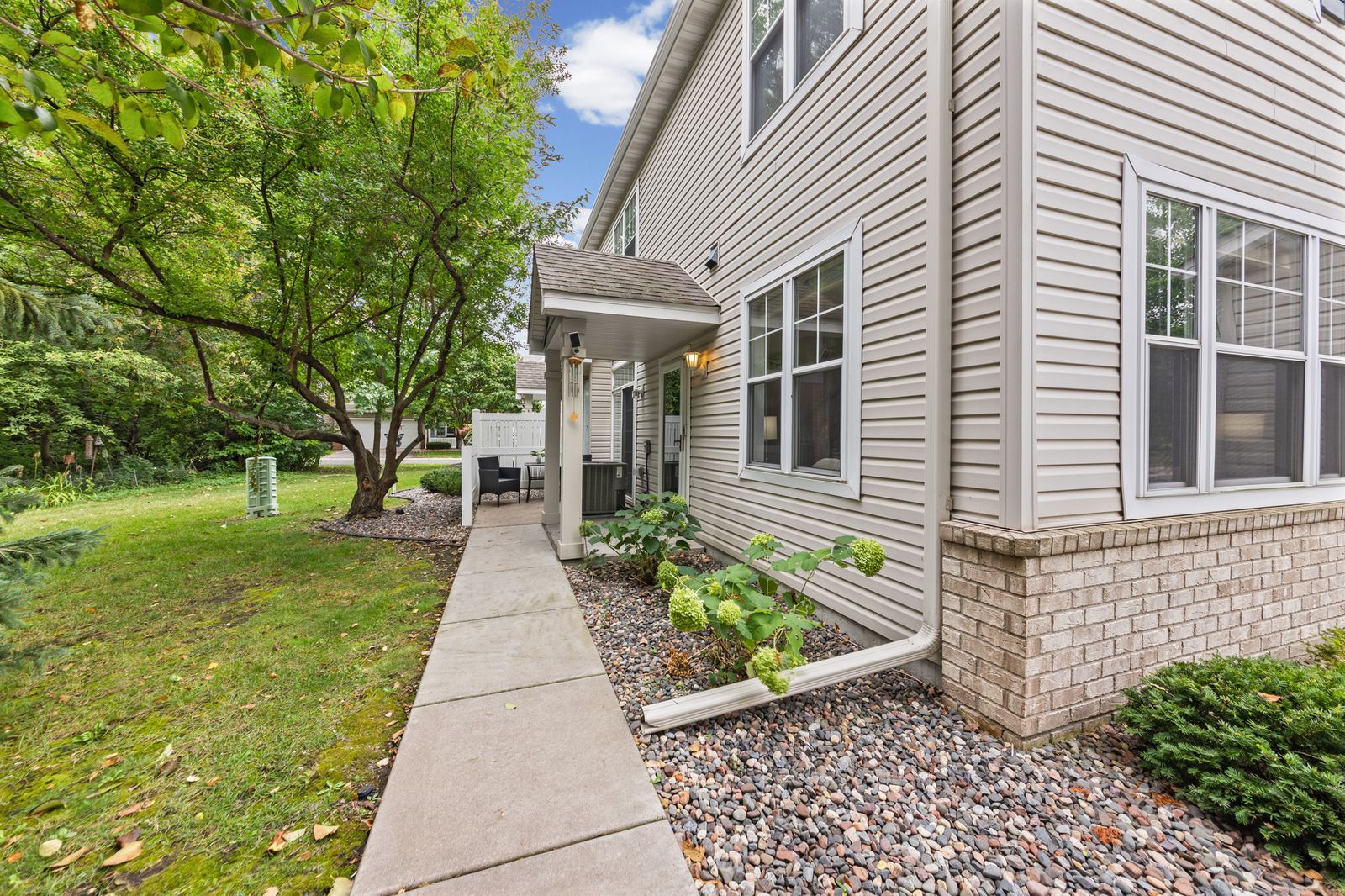 Photo of 5020 Holly Lane North 1105, Plymouth, MN 55446
