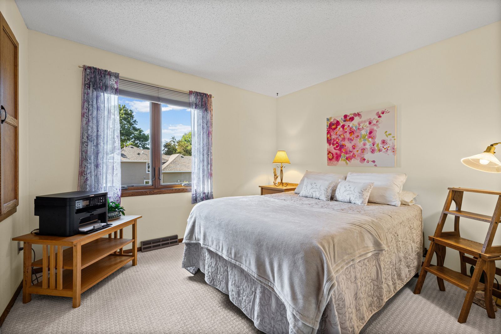 Photo of 5642 Chatsworth Street North, Shoreview, MN 55126