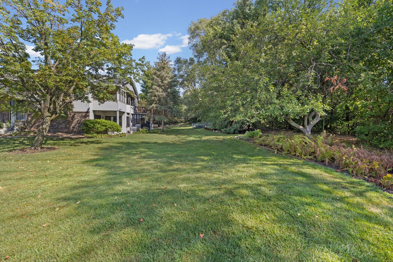 Photo of 5642 Chatsworth Street North, Shoreview, MN 55126