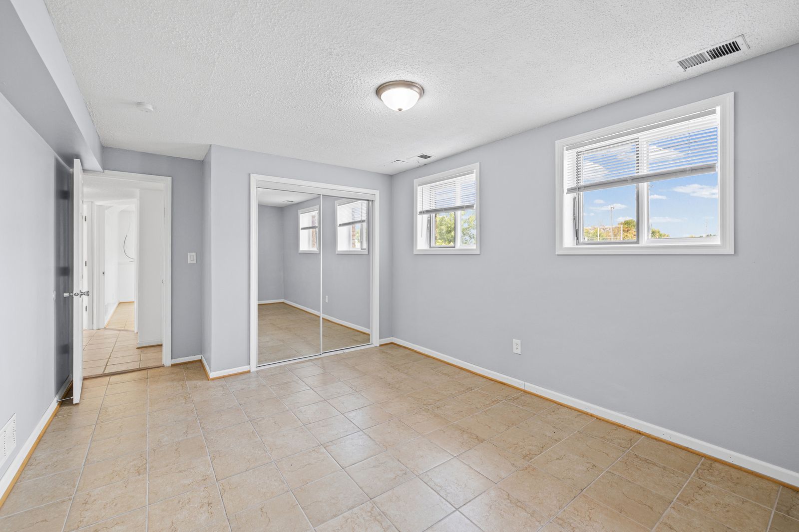 Photo of 8921 49th Avenue North, New Hope, MN 55428