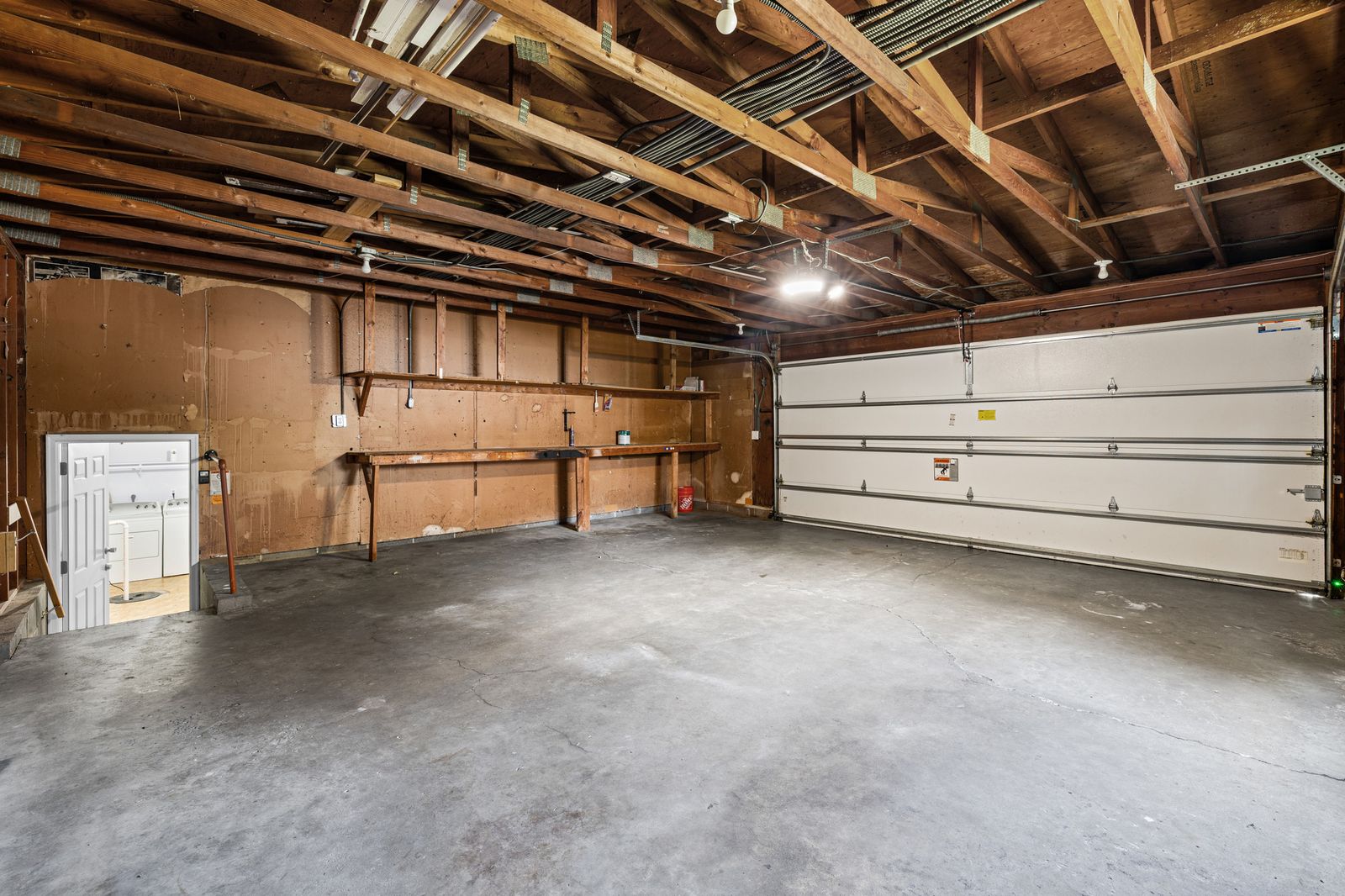 Photo of 8921 49th Avenue North, New Hope, MN 55428