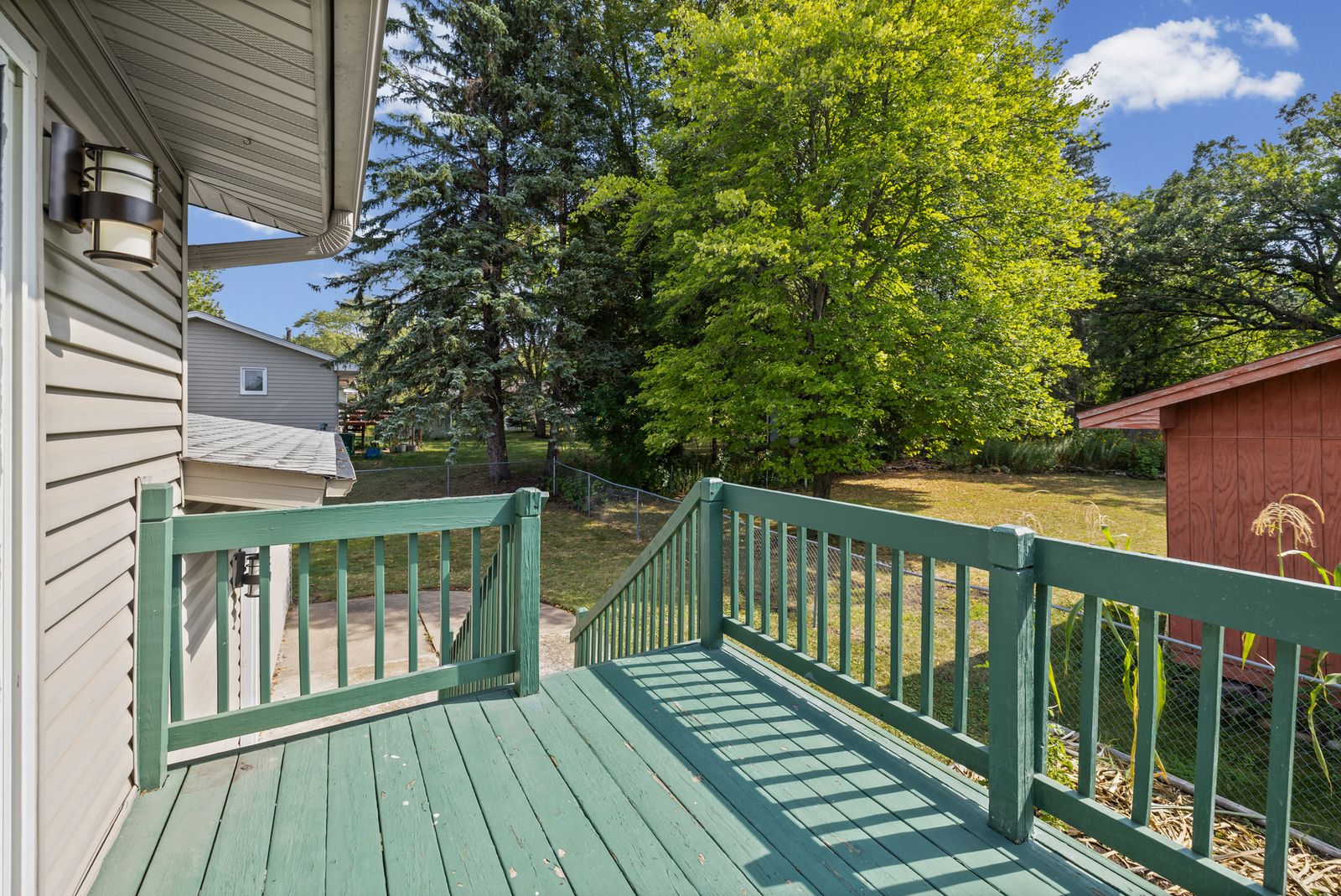 Photo of 8921 49th Avenue North, New Hope, MN 55428